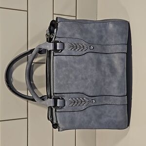 Blue Charming Charlie handbag